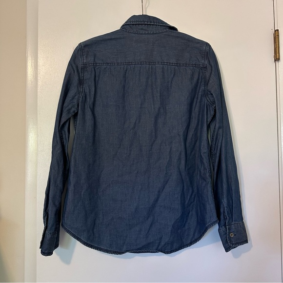 Banana Republic Soft Wash Chambray Button Down Shirt Womens Medium Blue - Picture 5 of 5
